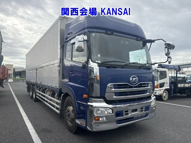 Nissan QUON — фото 1