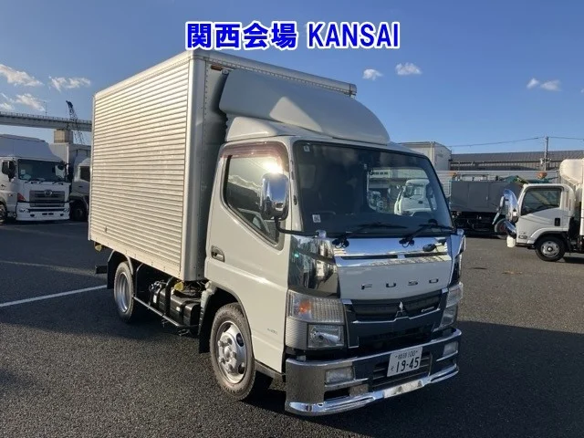 Mitsubishi CANTER — фото 1