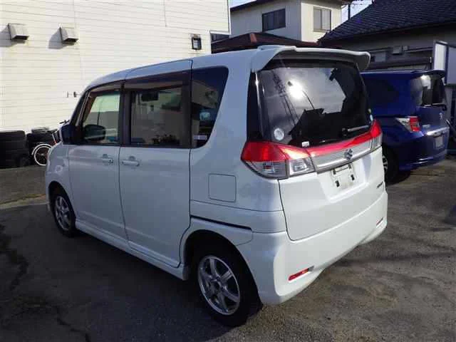 Suzuki SOLIO — фото 2