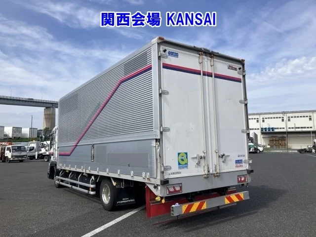 Isuzu FORWARD — фото 2