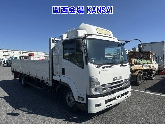Isuzu TRUCK — фото 1