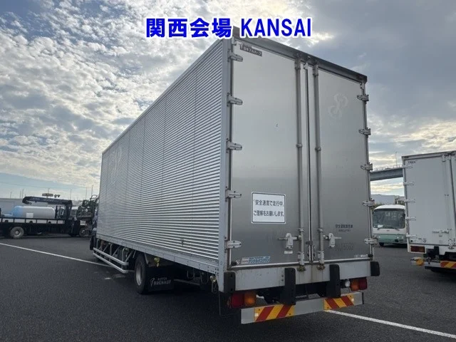 Isuzu FORWARD — фото 2