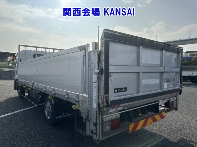 Isuzu FORWARD — фото 2