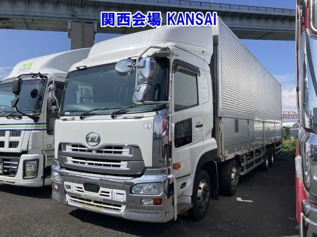 Nissan UD SERIES — фото 1