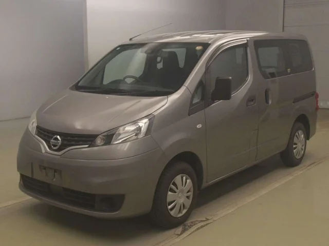 Nissan NV200 — фото 1