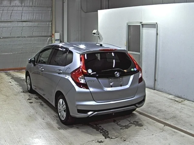 Honda FIT — фото 2