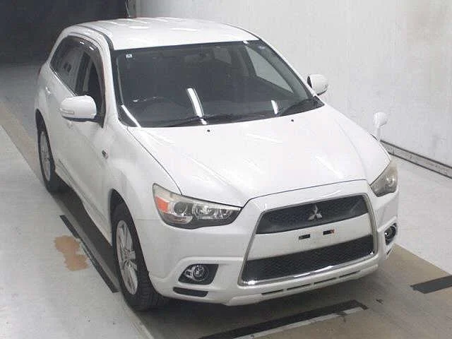 Mitsubishi RVR — фото 1