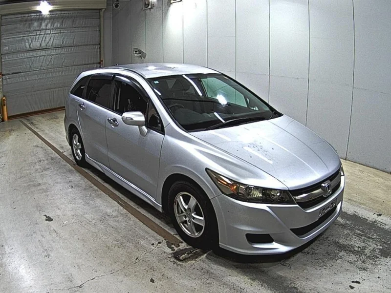 Honda STREAM — фото 1