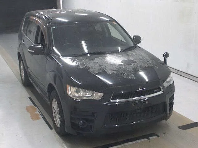 Mitsubishi OUTLANDER — фото 1