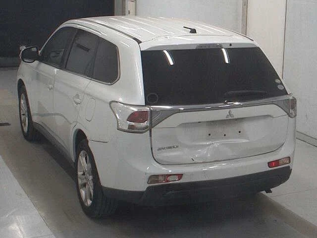 Mitsubishi OUTLANDER — фото 2