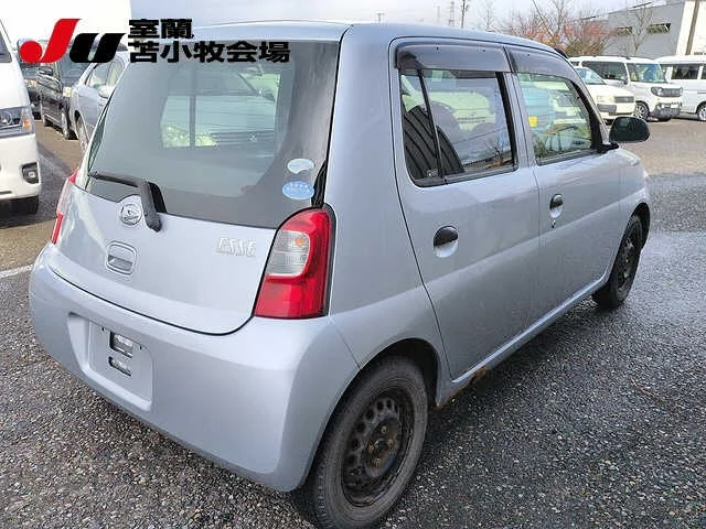 Daihatsu ESSE — фото 2