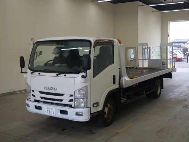 Isuzu ELF — фото 1