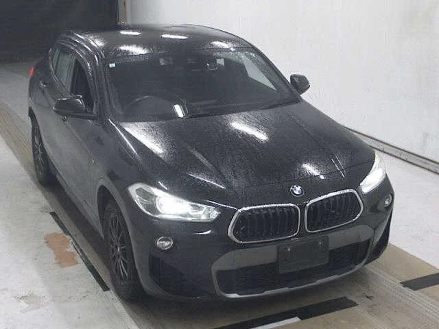 BMW X2