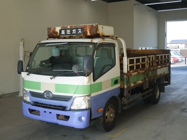 HINO DUTRO — фото 1
