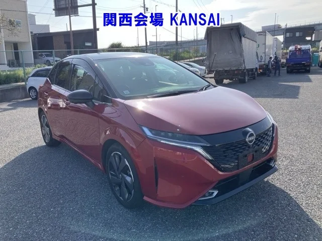 Nissan AURA — фото 1