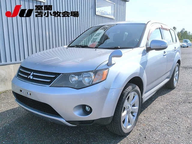 Mitsubishi OUTLANDER — фото 1