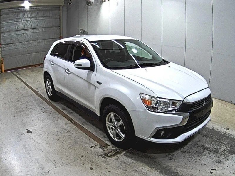 Mitsubishi RVR — фото 1