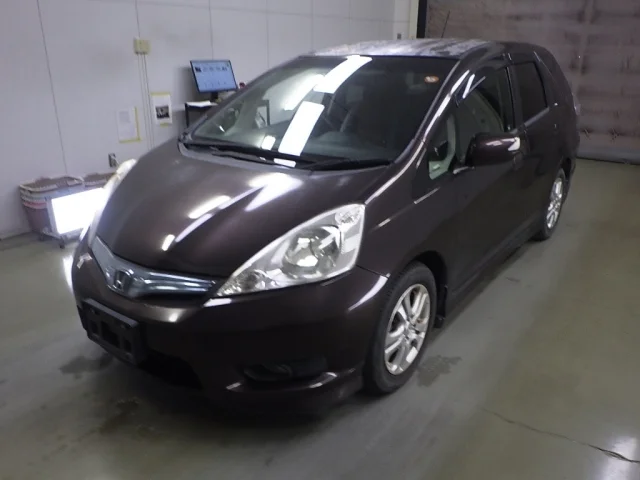 Honda FIT SHUTTLE — фото 2