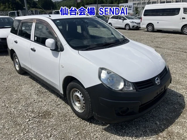 Nissan AD — фото 1