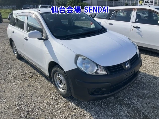 Nissan AD — фото 1
