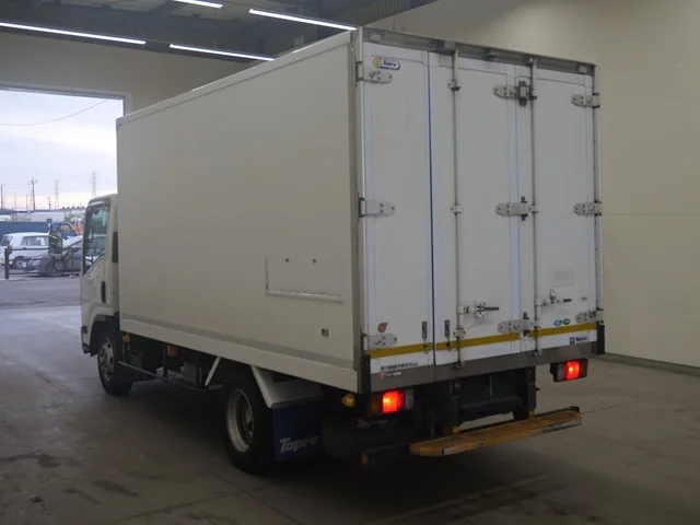 Isuzu ELF — фото 2