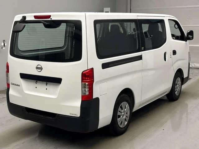 Nissan CARAVAN VAN — фото 2