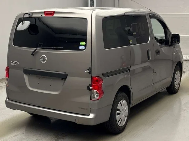 Nissan NV200 — фото 2