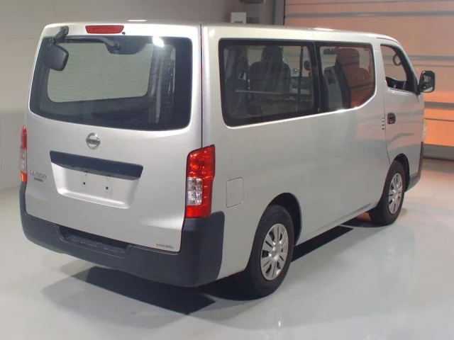 Nissan CARAVAN VAN — фото 2