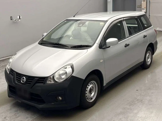 Nissan AD — фото 1
