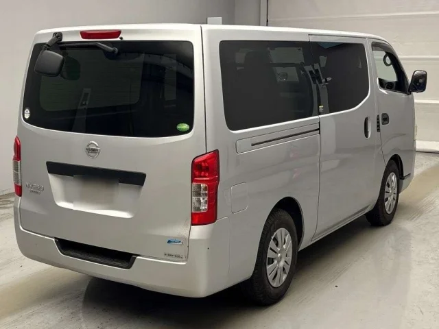 Nissan CARAVAN VAN — фото 2