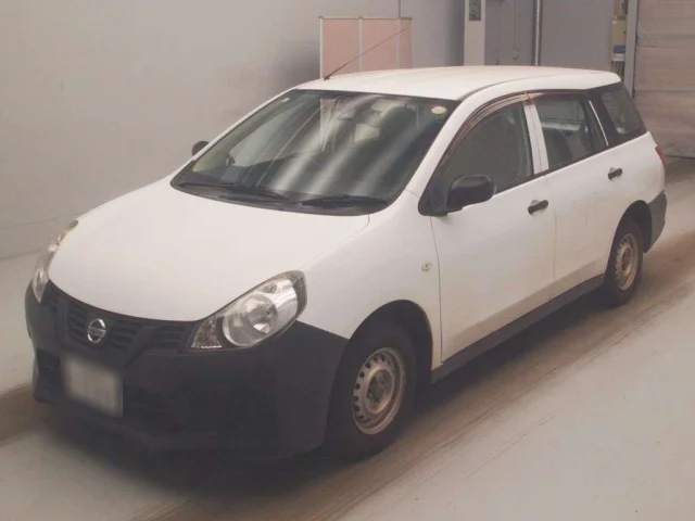 Nissan AD