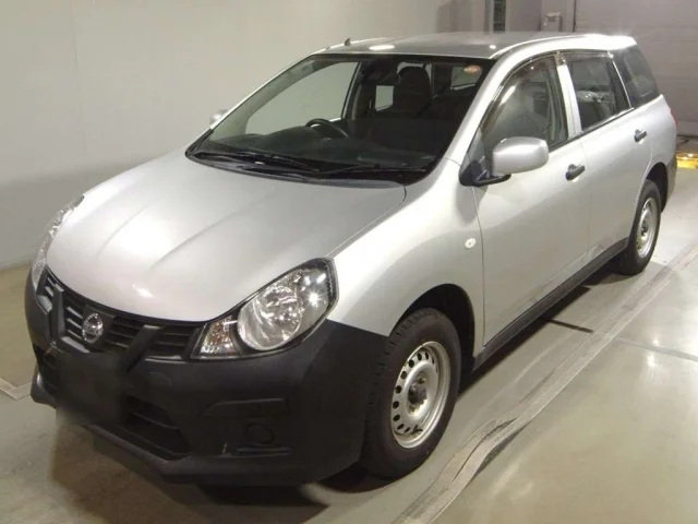 Nissan AD