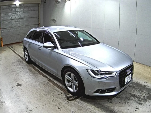 Audi A6 — фото 1