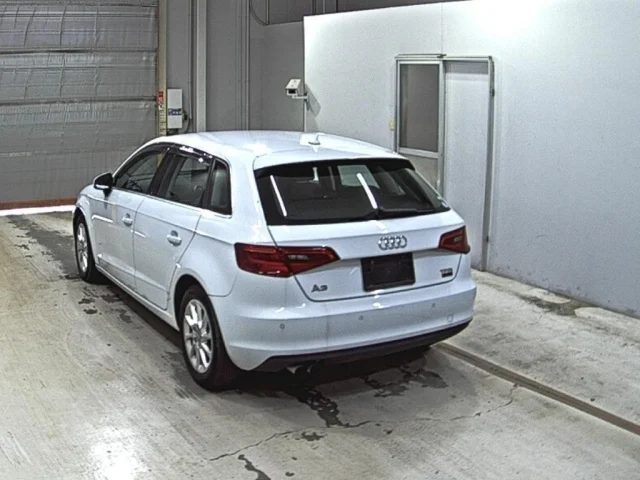 Audi A3 — фото 2