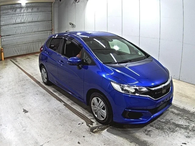 Honda FIT — фото 1