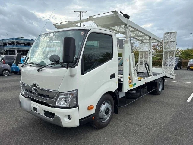 HINO DUTRO — фото 1