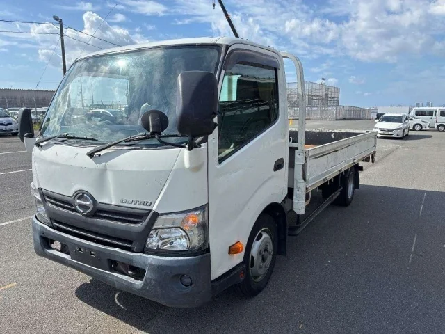 HINO DUTRO — фото 1