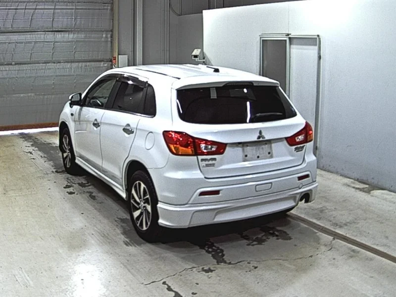 Mitsubishi RVR — фото 2