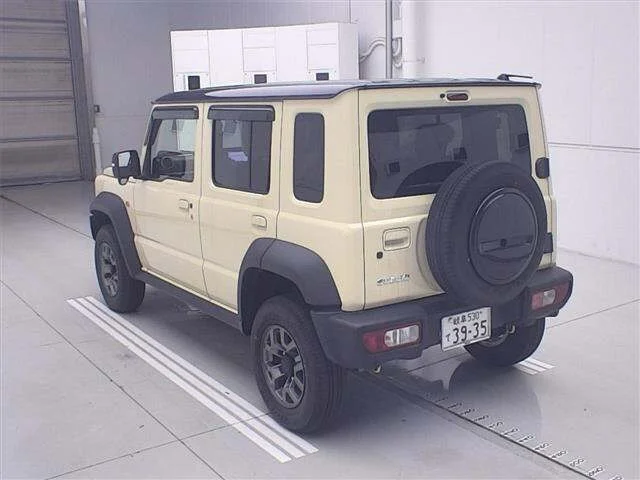 Suzuki JIMNY NOMADE — фото 2