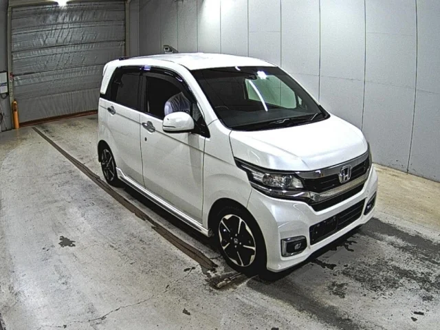 Honda N WGN — фото 1