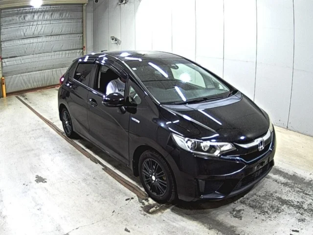 Honda FIT — фото 1