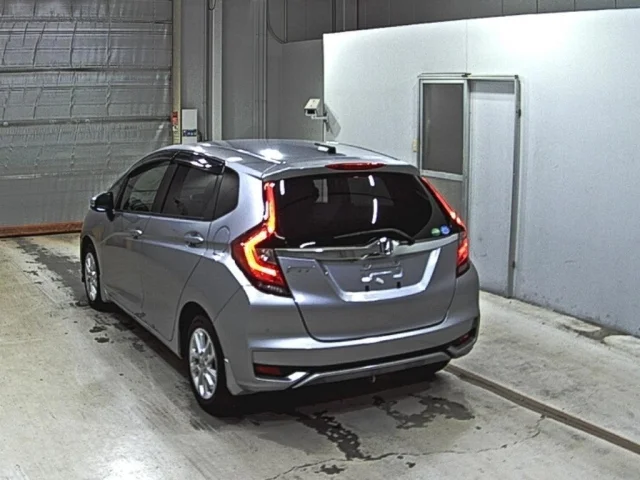 Honda FIT — фото 2