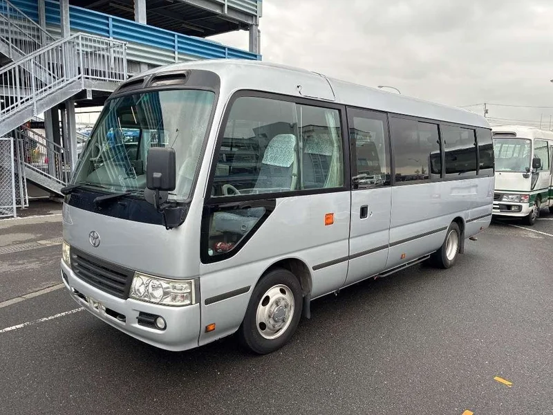 Toyota COASTER