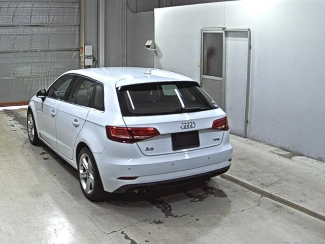 Audi A3 — фото 2