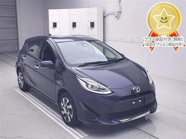 Toyota AQUA — фото 1