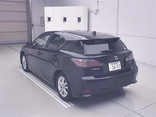 Lexus CT — фото 2