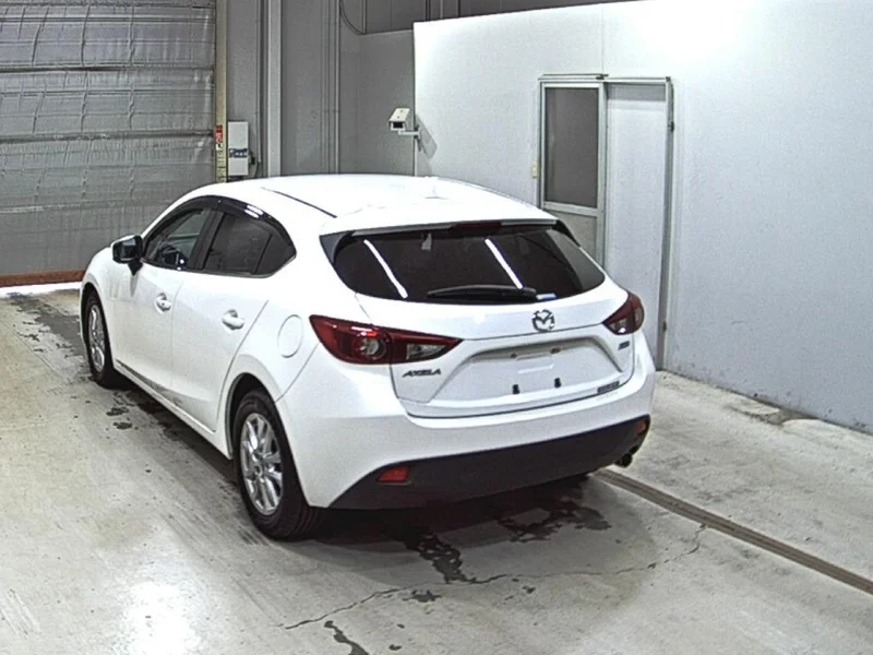 Mazda AXELA — фото 2