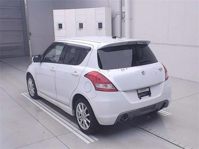 Suzuki SWIFT — фото 2