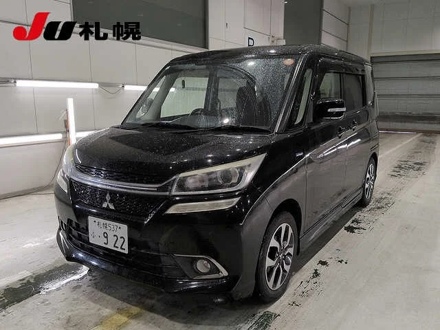 Mitsubishi DELICA D2 — фото 1