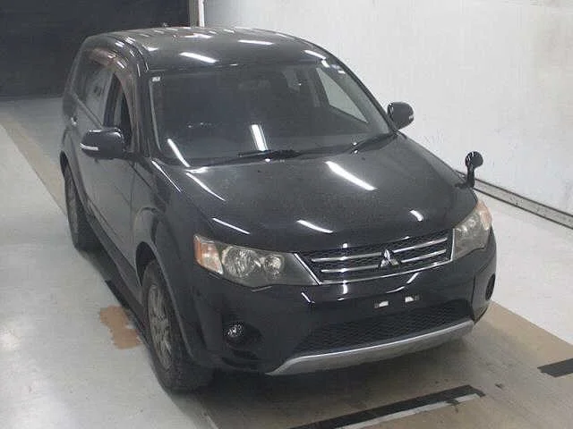 Mitsubishi OUTLANDER — фото 1